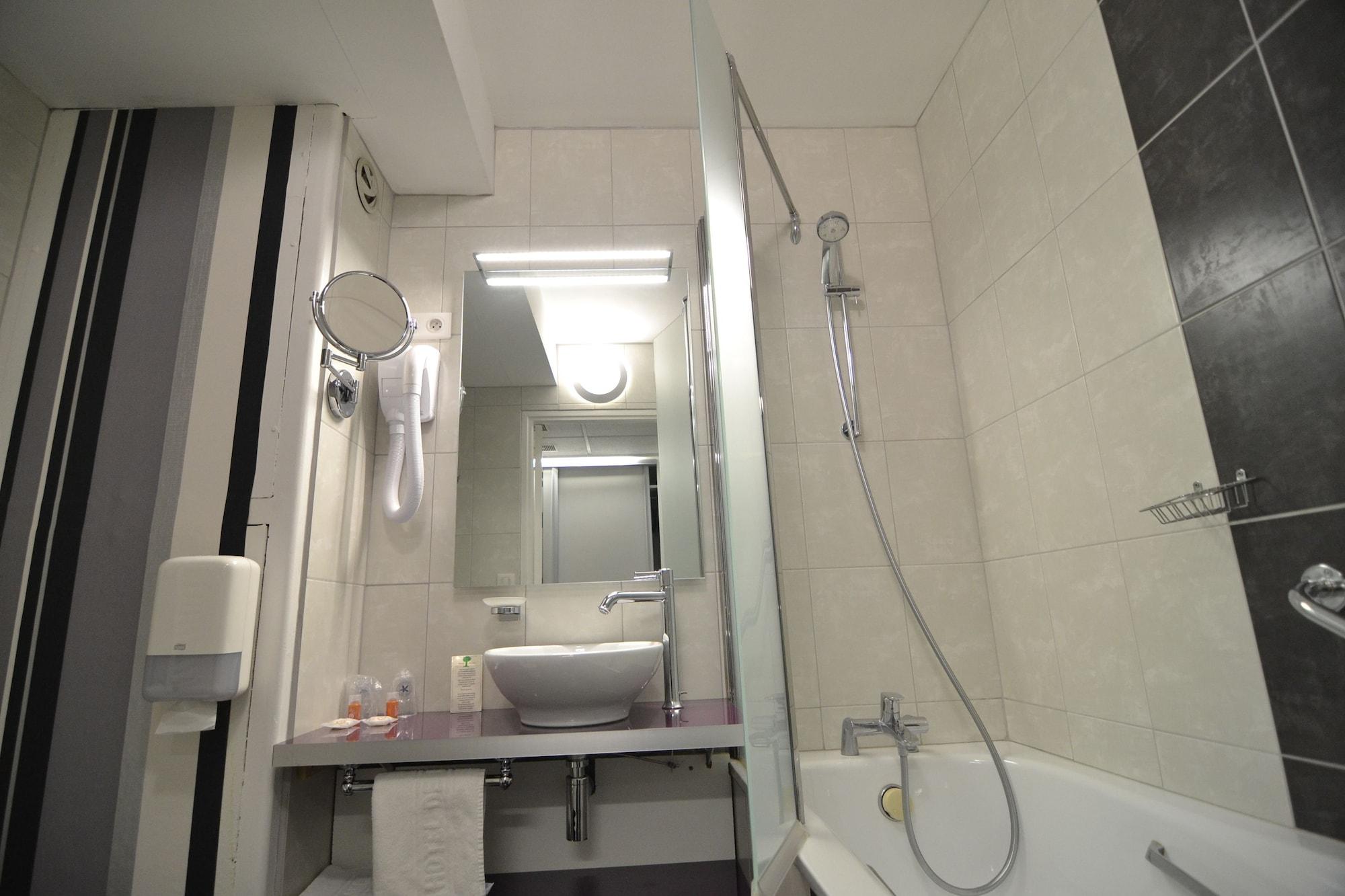 Brit Hotel Cahors - Le France Екстериор снимка