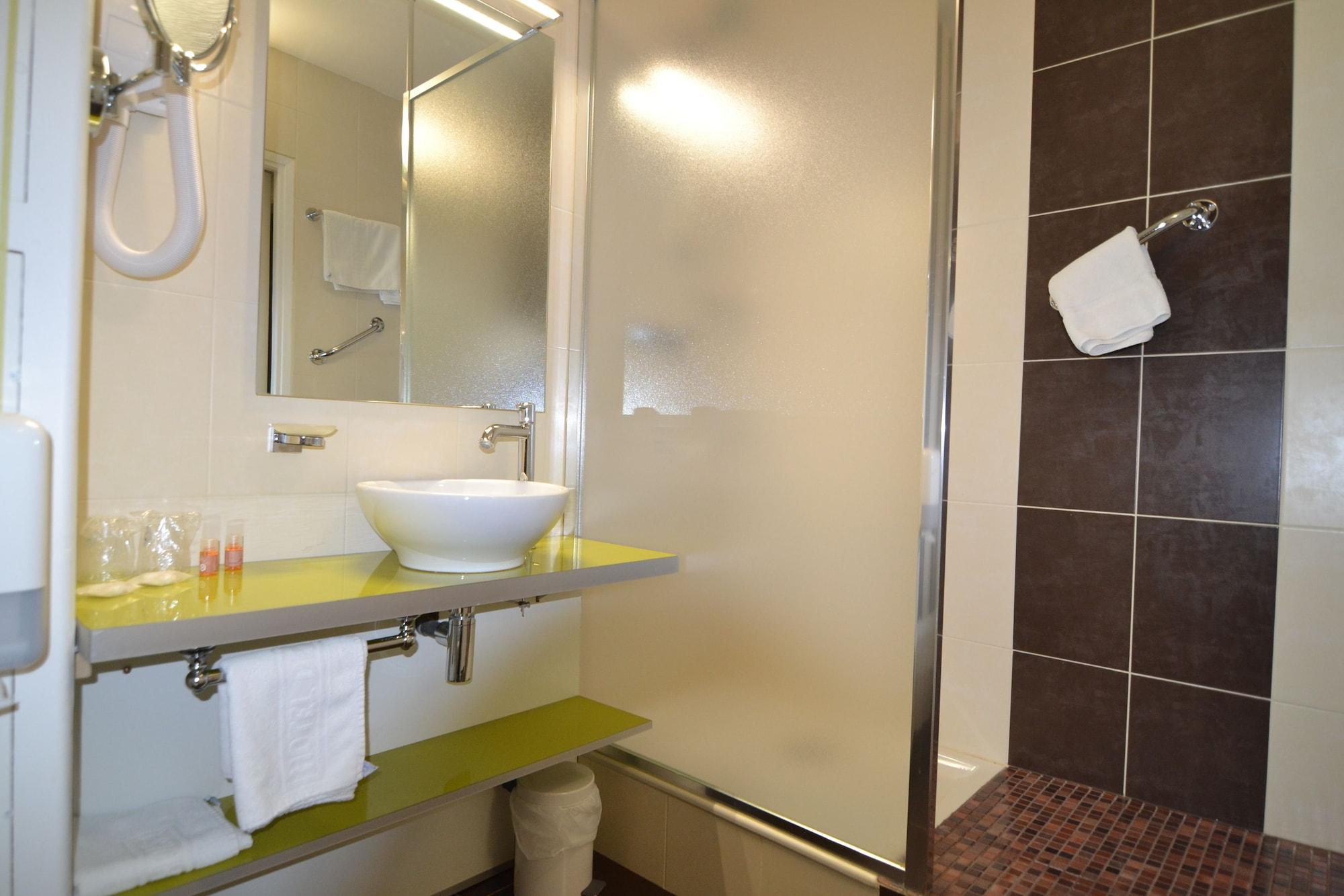 Brit Hotel Cahors - Le France Екстериор снимка