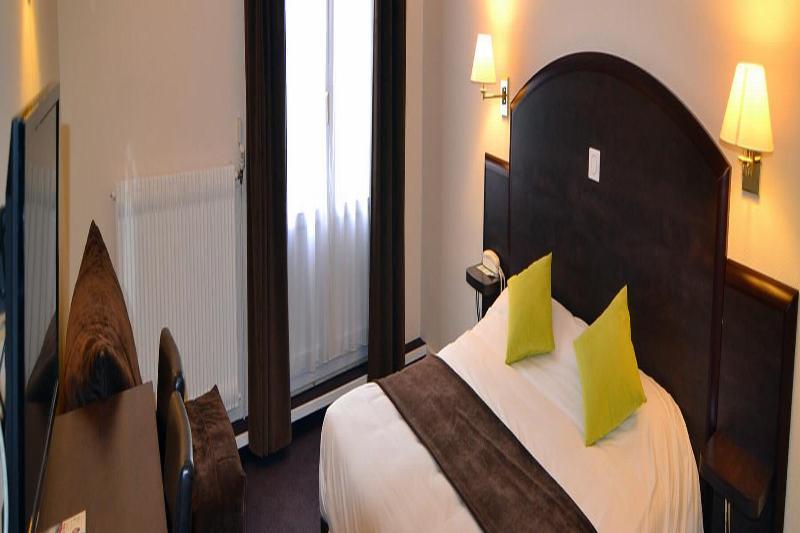 Brit Hotel Cahors - Le France Екстериор снимка