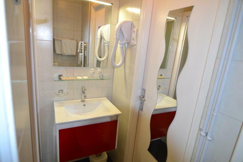 Brit Hotel Cahors - Le France Екстериор снимка